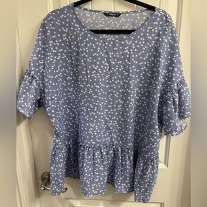 Shein Plus Size 2X (16) Blue/White Heart Print Top